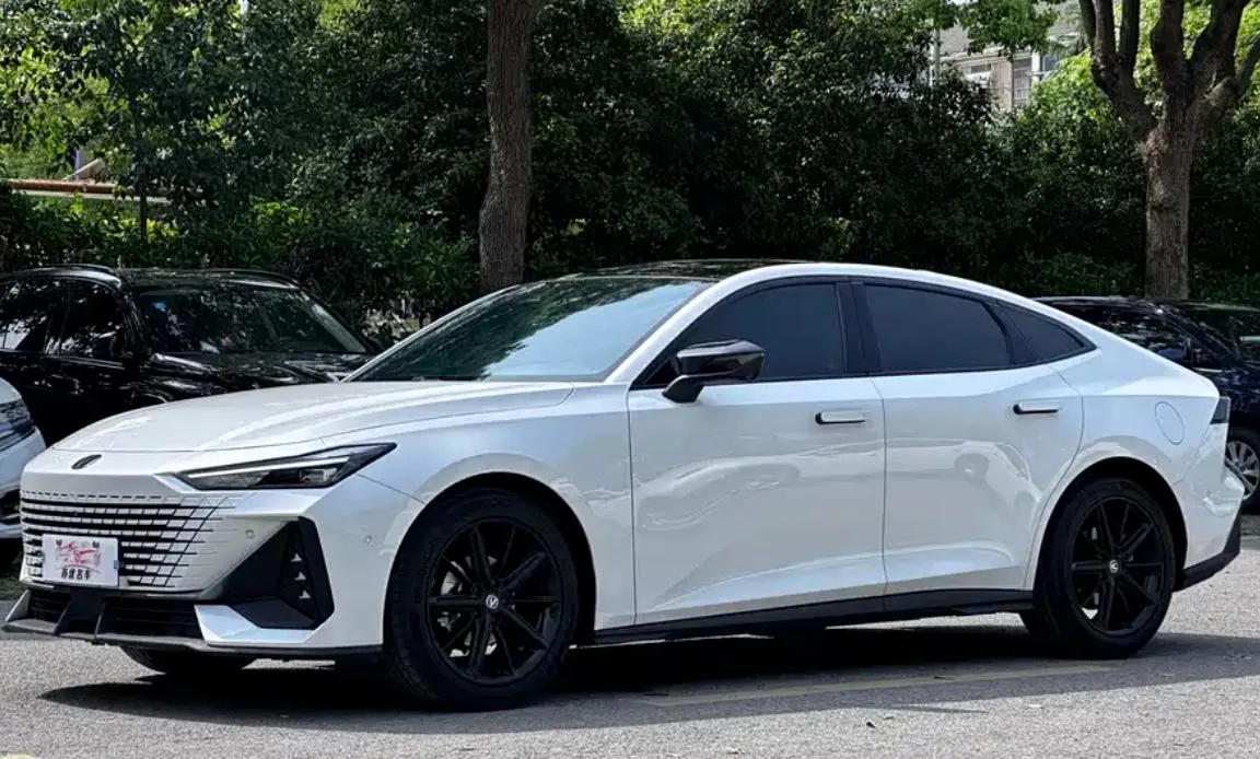CHANGAN UNI-V PREMIUM 2022
