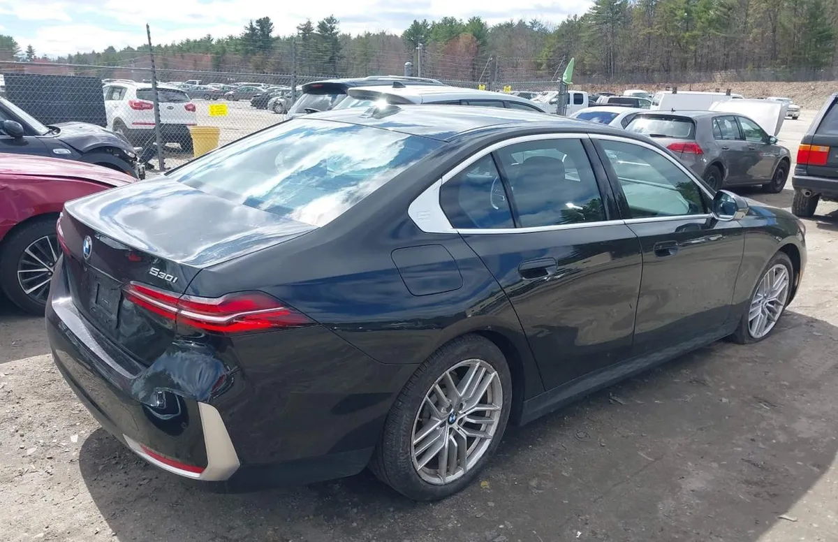 BMW 530I XDRIVE 2024