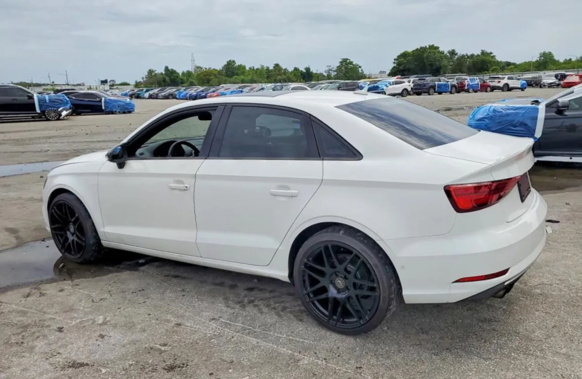 AUDI A3 PREMIUM 2017