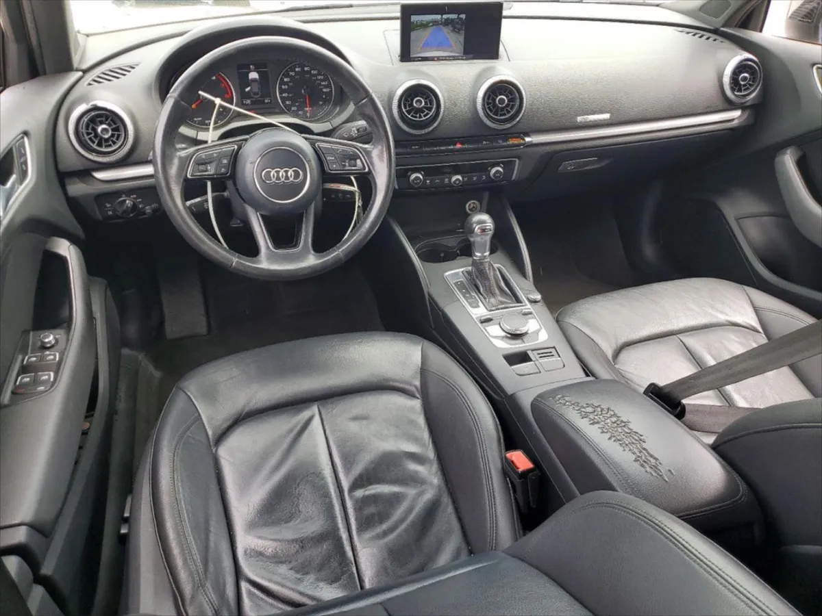 AUDI A3 PREMIUM 2017