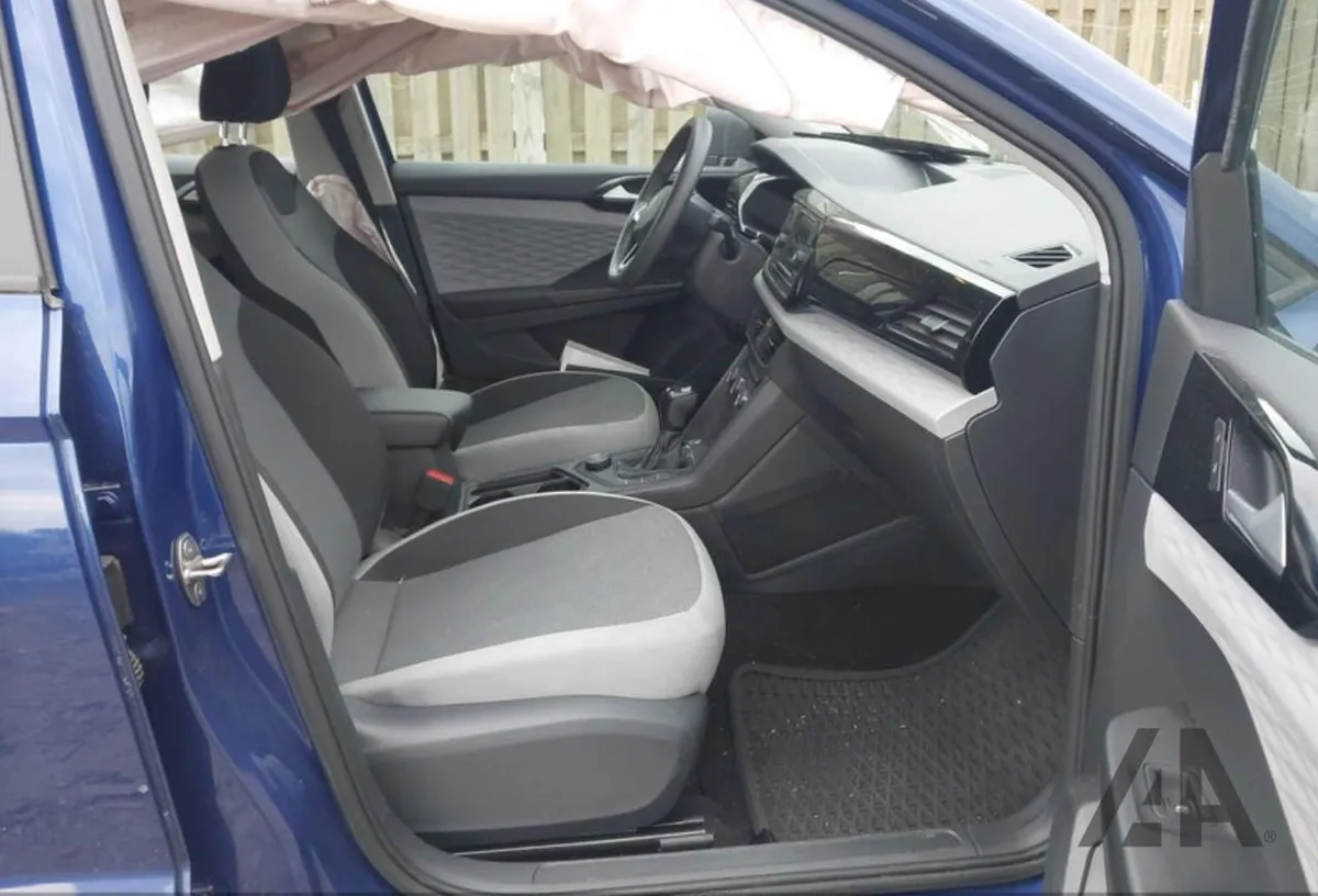VOLKSWAGEN TAOS 2022