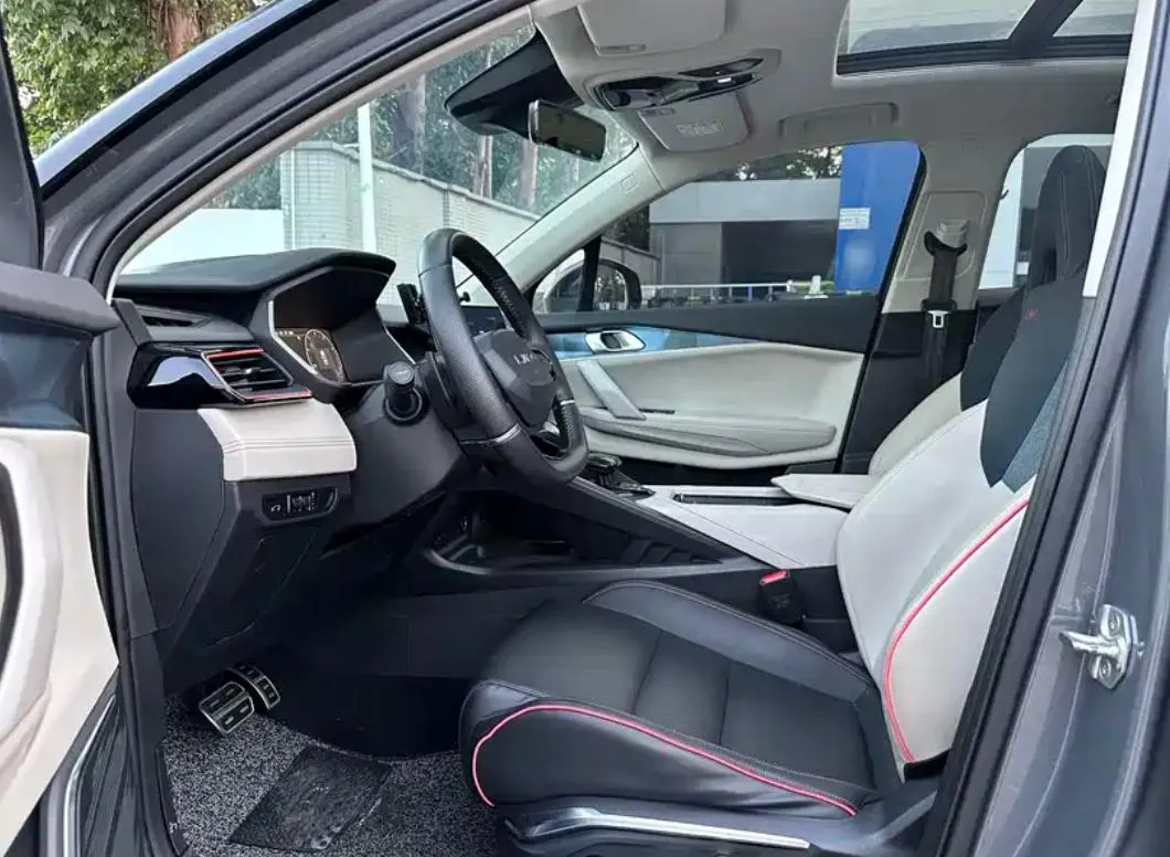 LYNK & CO 06 ВСТРОЕННЫЙ ВИДЕОРЕГИСТРАТОР 2020