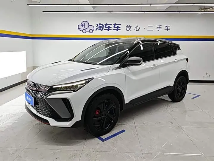 GEELY COOLRAY 2022
