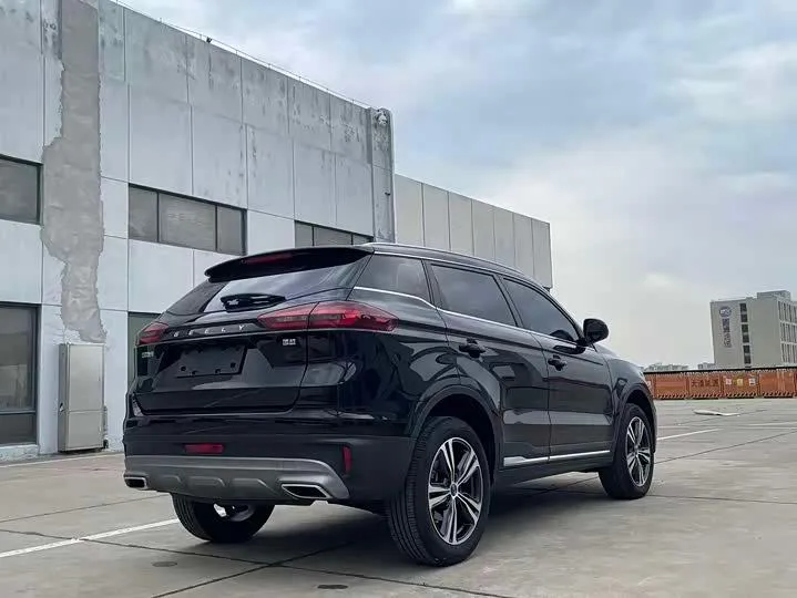 GEELY ATLAS 2022