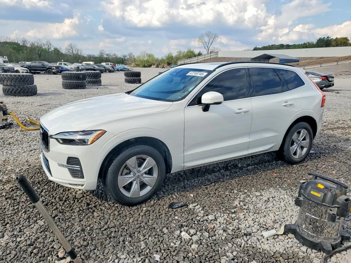 VOLVO XC60 B5 MOMENTUM FWD 2022