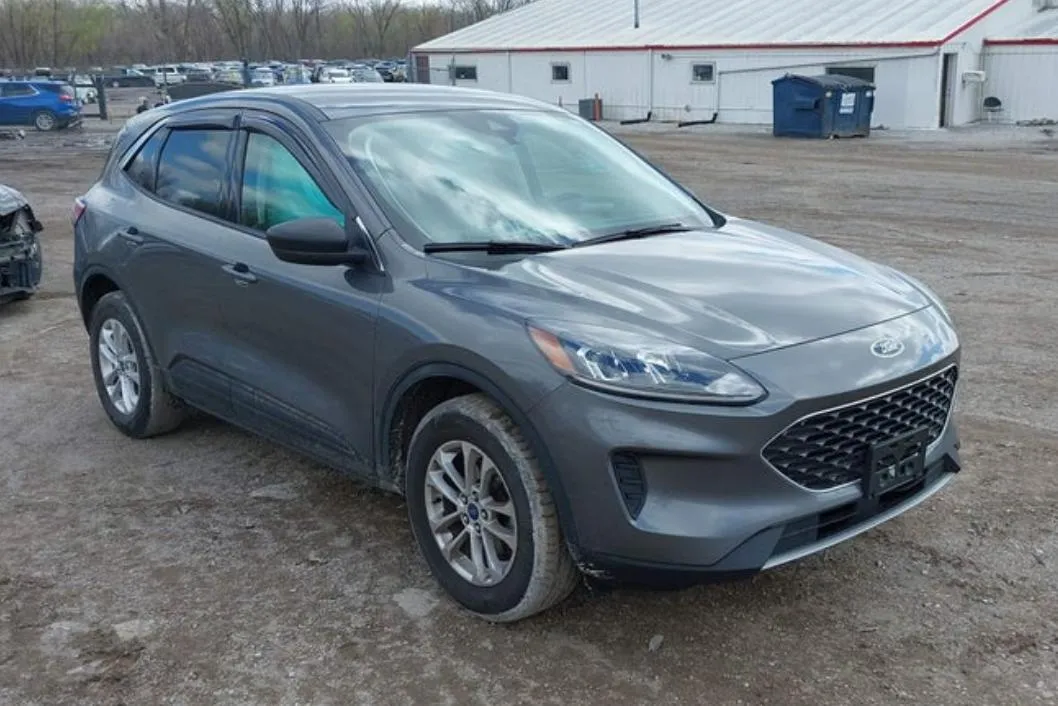 FORD ESCAPE SE 2022