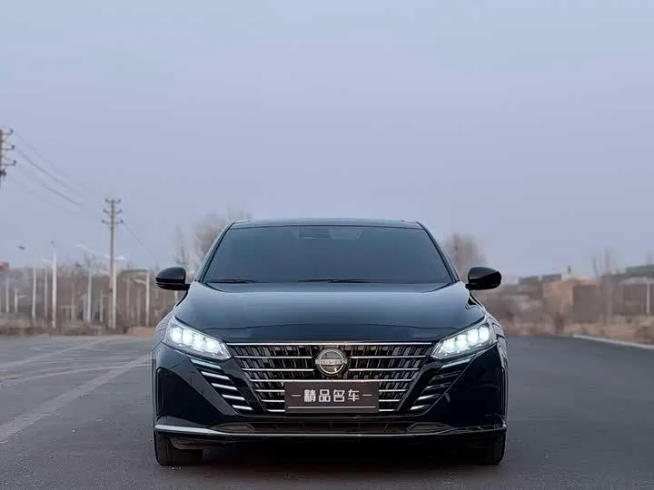 NISSAN TEANA 2022
