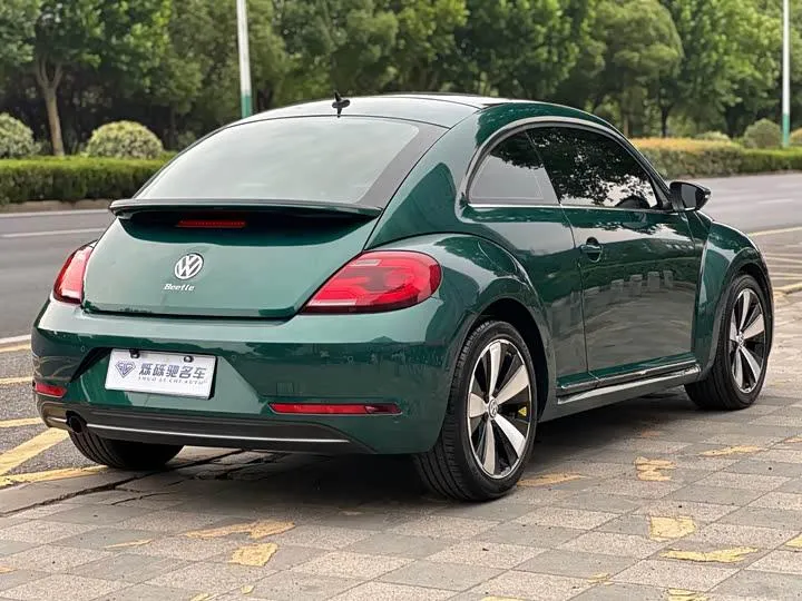 VOLKSWAGEN BEETLE 2018