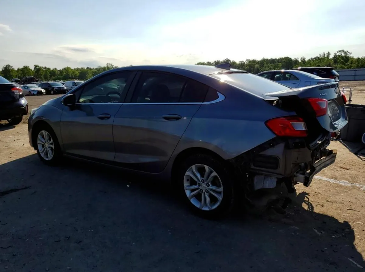 CHEVROLET CRUZE LT 2019