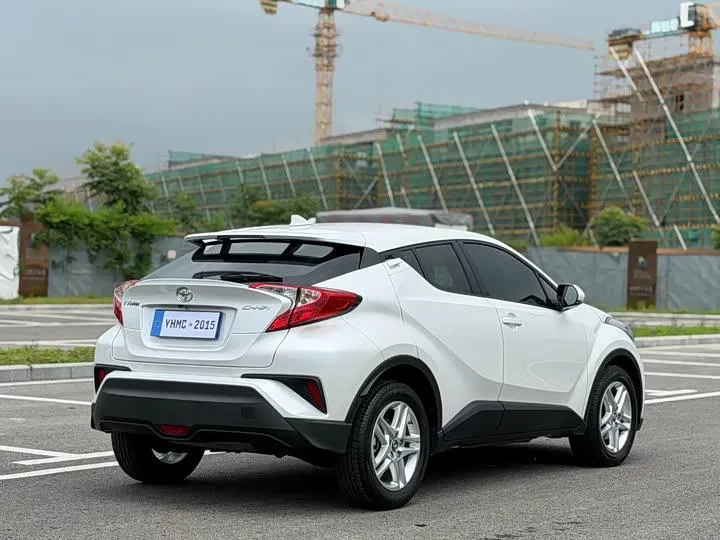 TOYOTA C-HR 2022