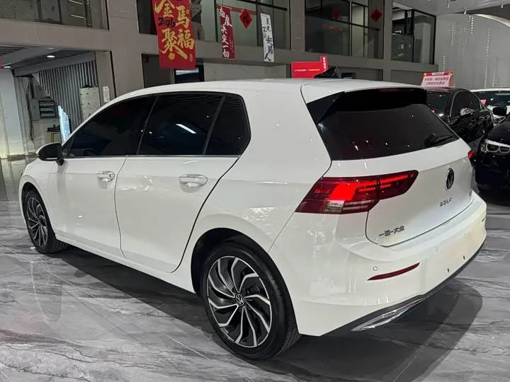 VOLKSWAGEN GOLF 280TSI DSG PRO 2023