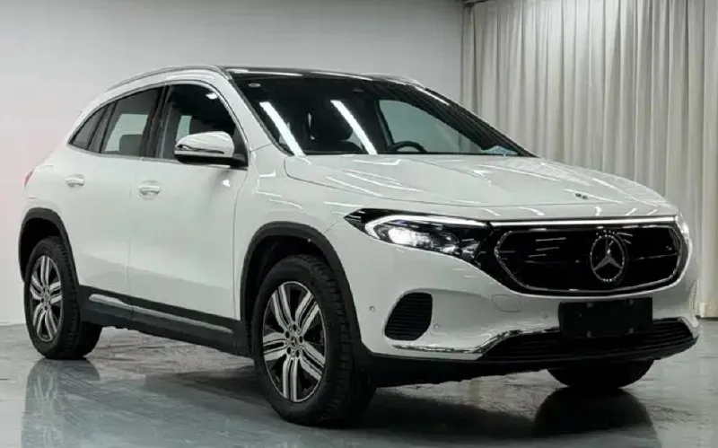 MERCEDES-BENZ EQA 2023