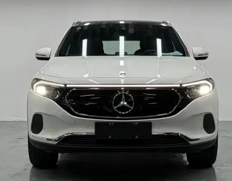 MERCEDES-BENZ EQA 2023