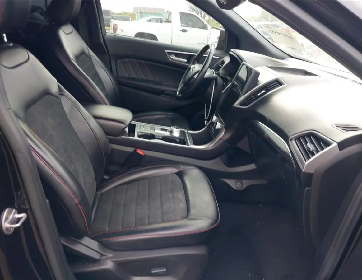 FORD EDGE ST-LINE 2024