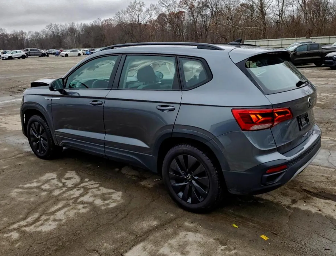 VOLKSWAGEN TAOS 2022