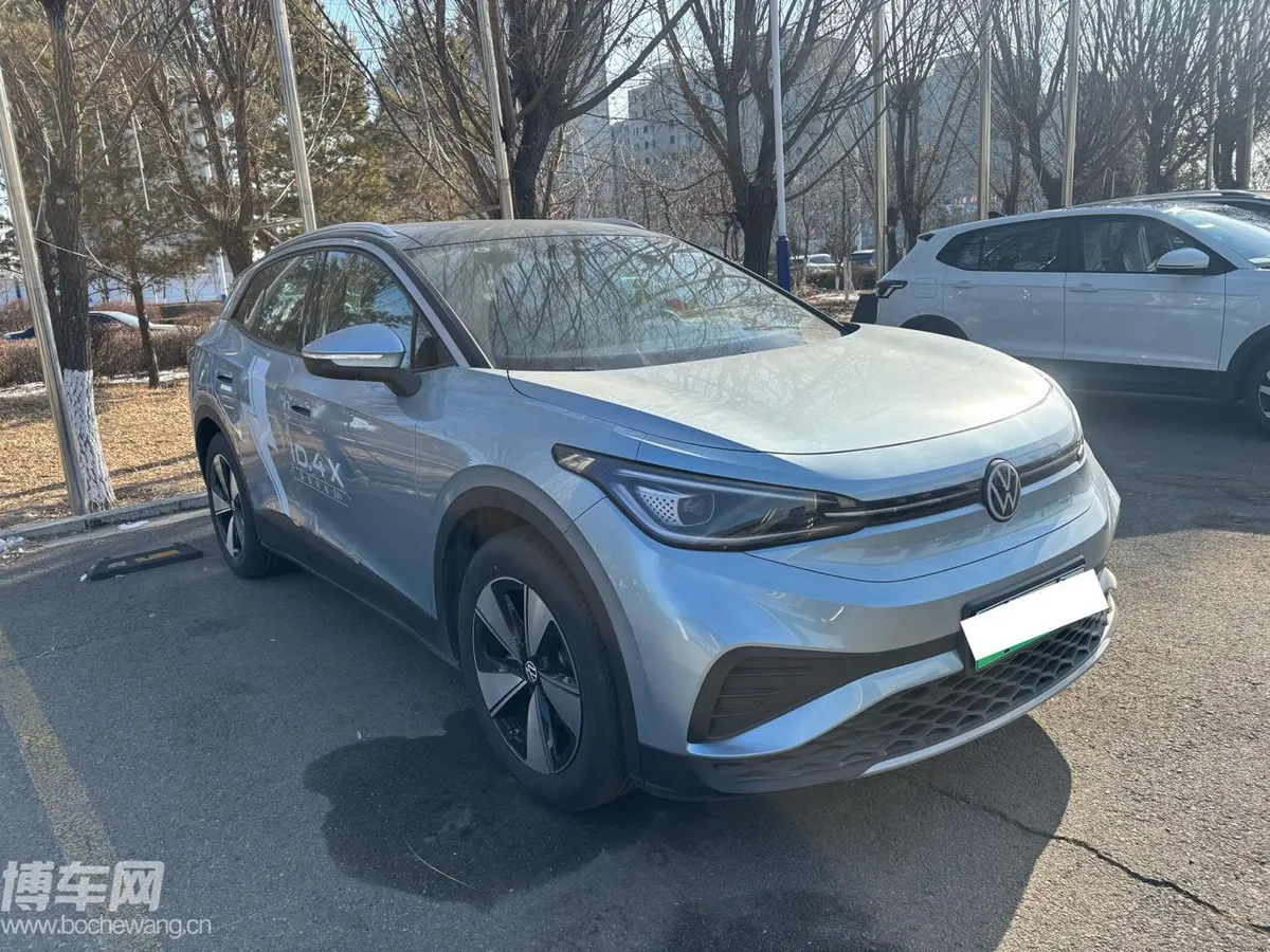VOLKSWAGEN ID 2024