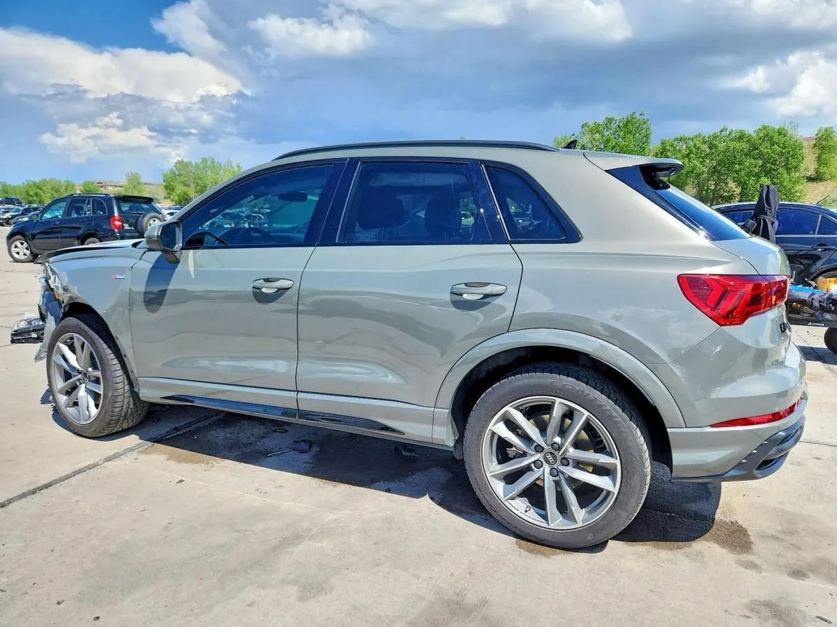 AUDI Q3 PREMIUM 2022