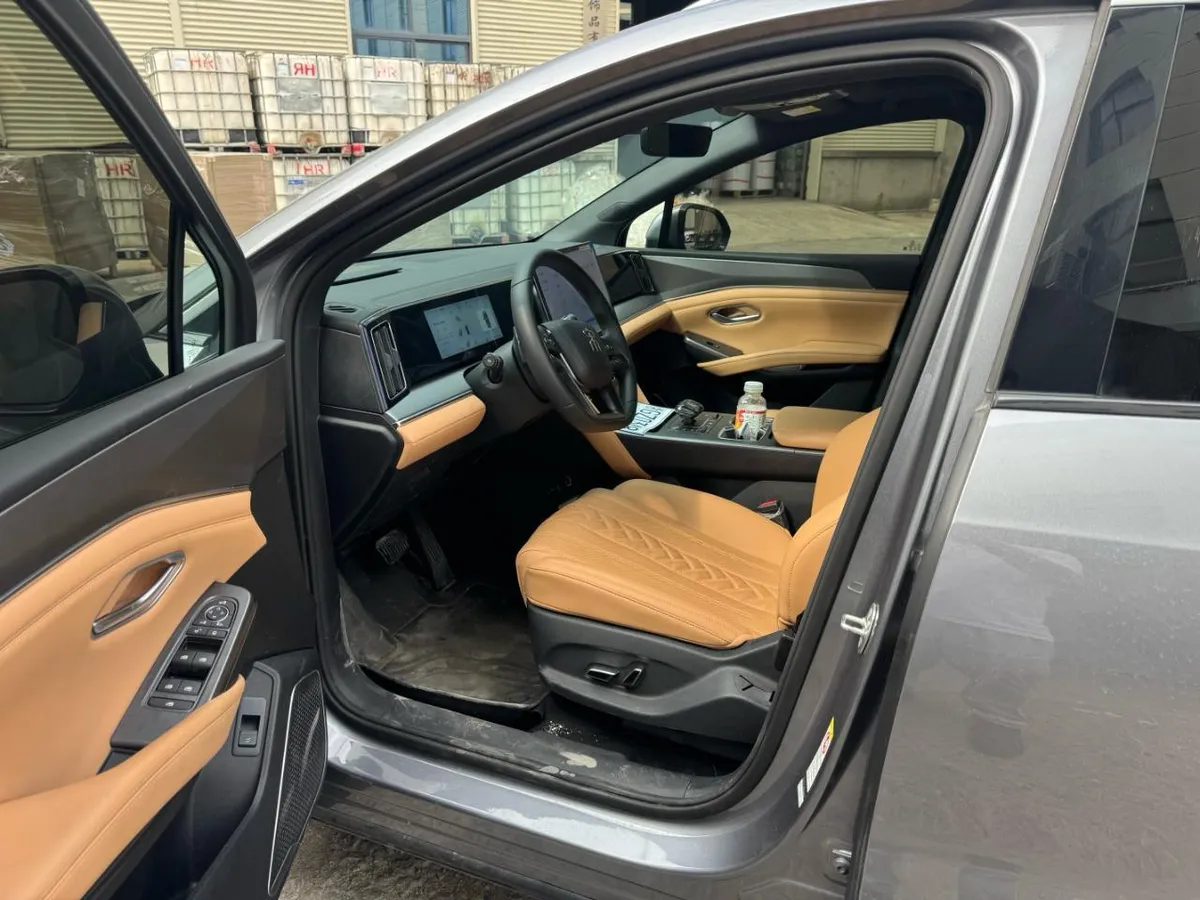 BYD SONG L DM-I 160KM 2025