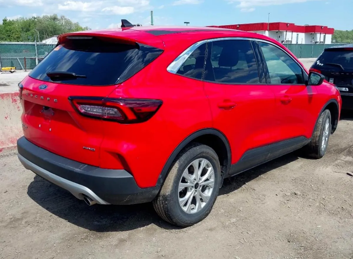 FORD ESCAPE ACTIVE 2024