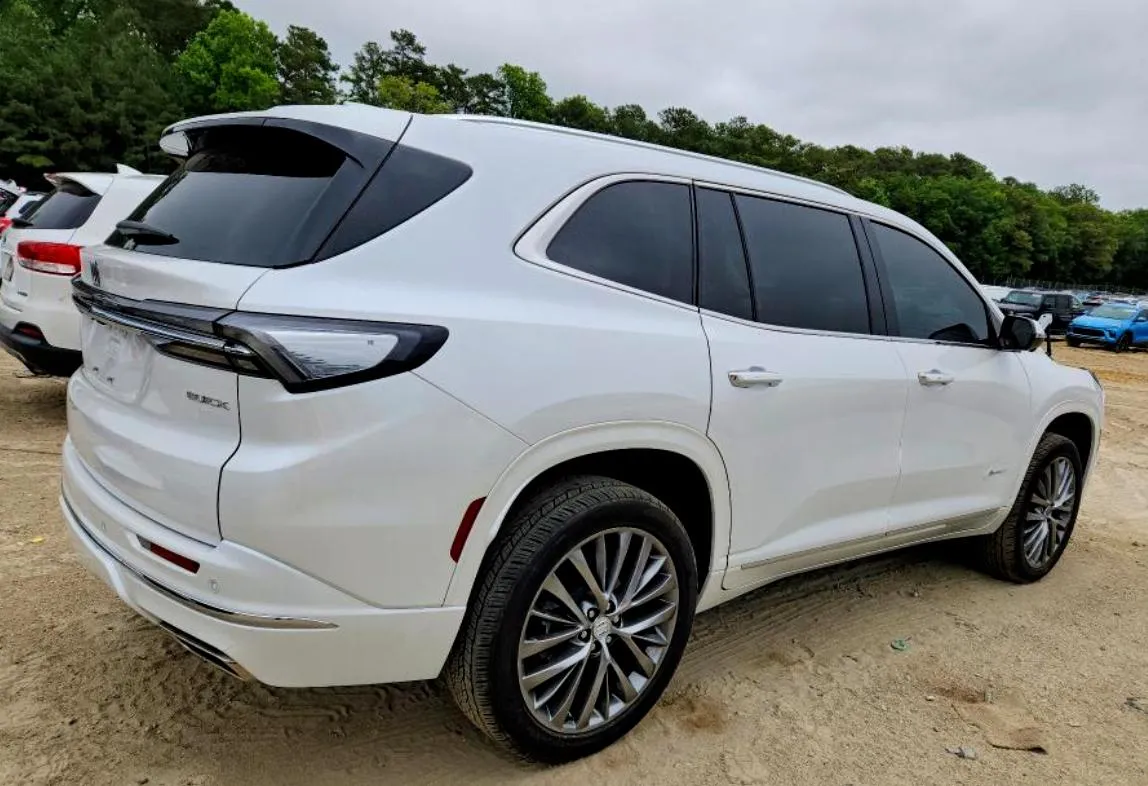 BUICK ENCLAVE AVENIR 2025