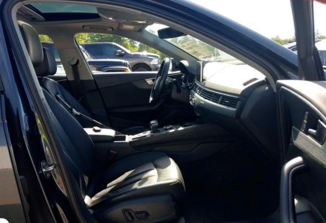 AUDI A4 2.0T PREMIUM/2.0T TECH PREMIUM 2018