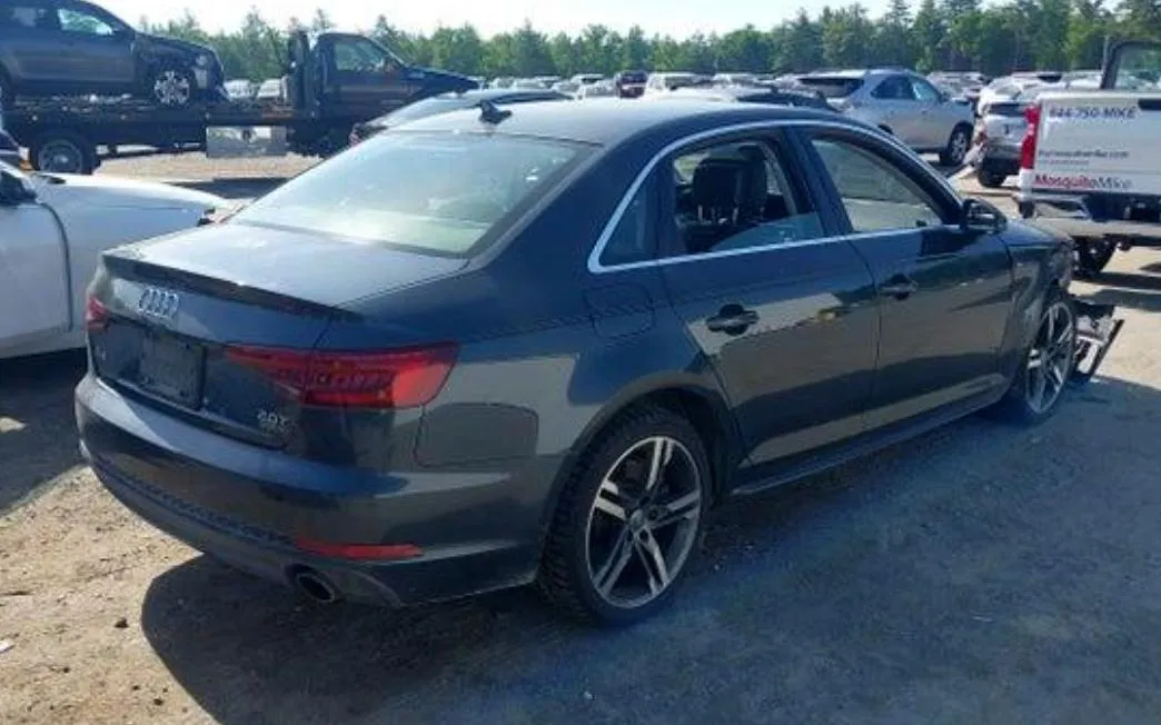 AUDI A4 2.0T PREMIUM/2.0T TECH PREMIUM 2018