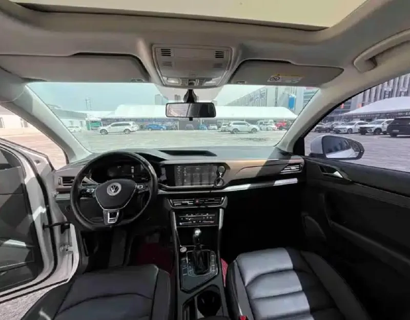 VOLKSWAGEN THARU 280TSI 2WD COMFORT 2022