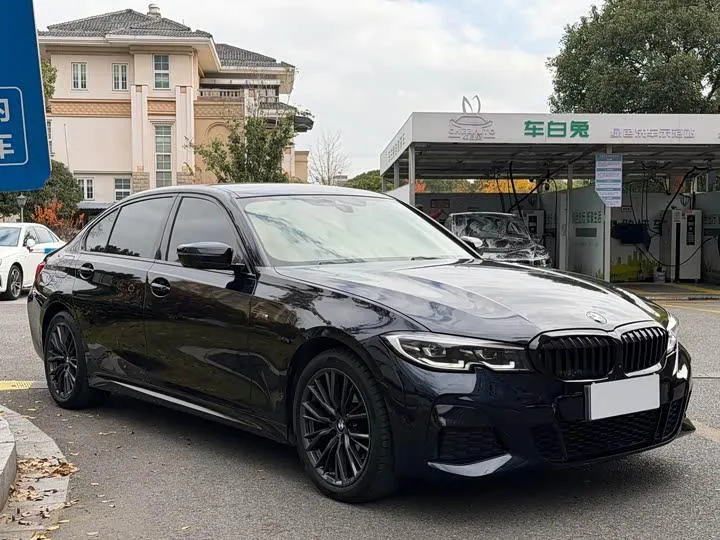 BMW 3 SERIES 2022