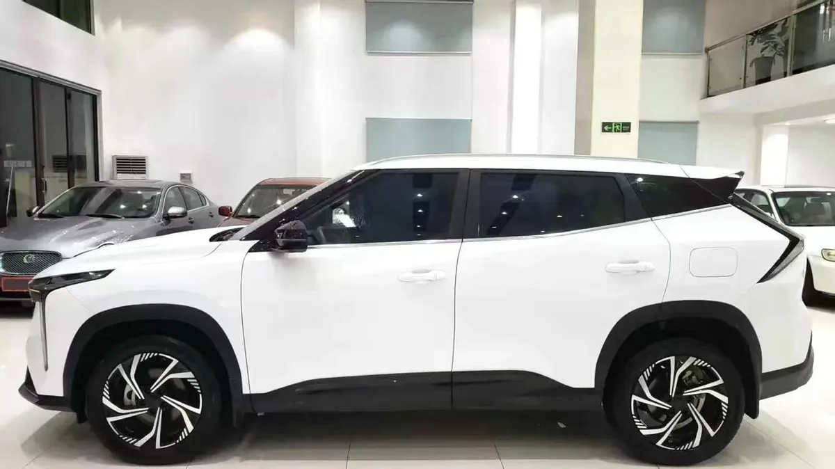 GEELY BOYUE COOL 2023