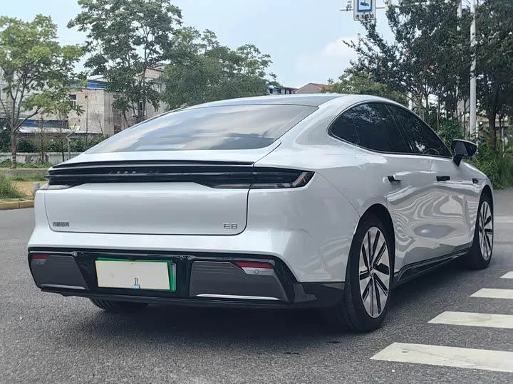 GEELY GALAXY E8 550KM 2024