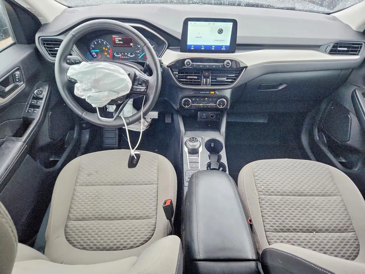 FORD ESCAPE SE 2022