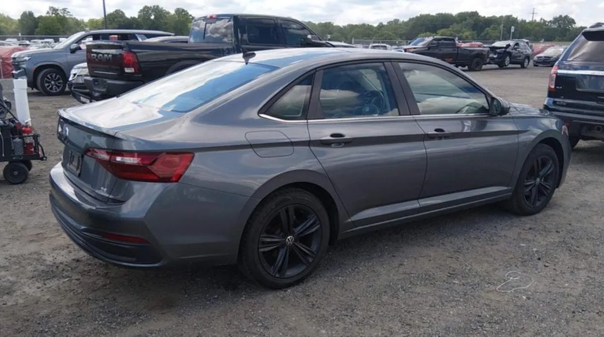 VOLKSWAGEN JETTA SE 2022