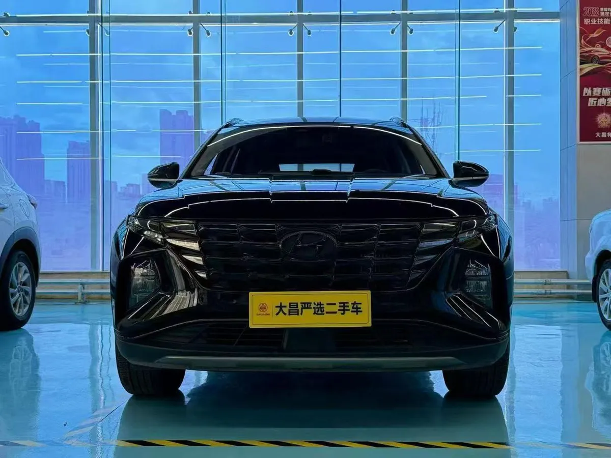 HYUNDAI TUCSON PREMIUM 2023