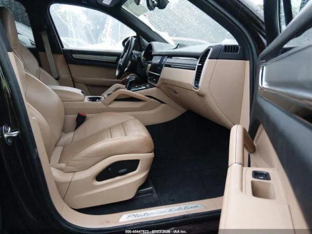 PORSCHE CAYENNE PLATINUM EDITION 09/2022 2022