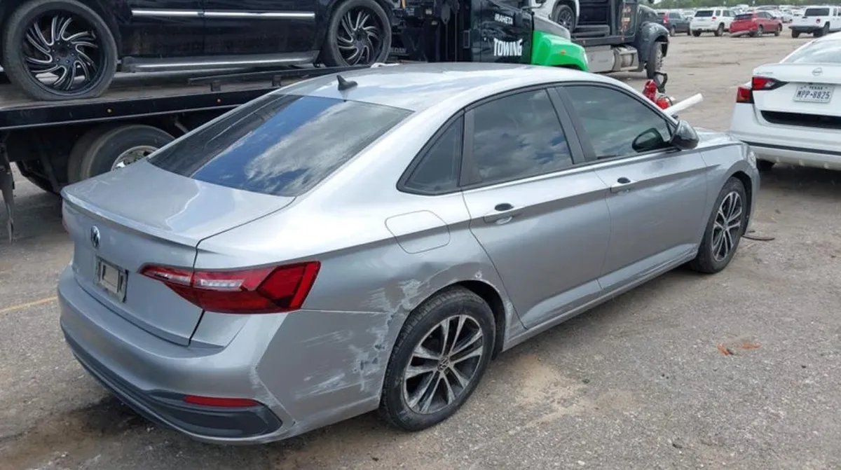VOLKSWAGEN JETTA 2022