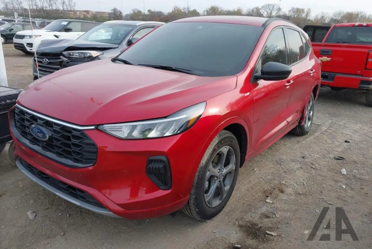 FORD ESCAPE ST-LINE 2024