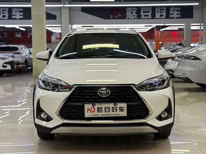 TOYOTA YARIS L YARIS X LUXURY 2022