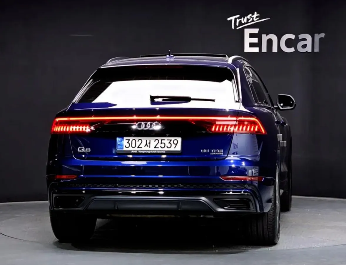 AUDI Q8 PREMIUM 2022