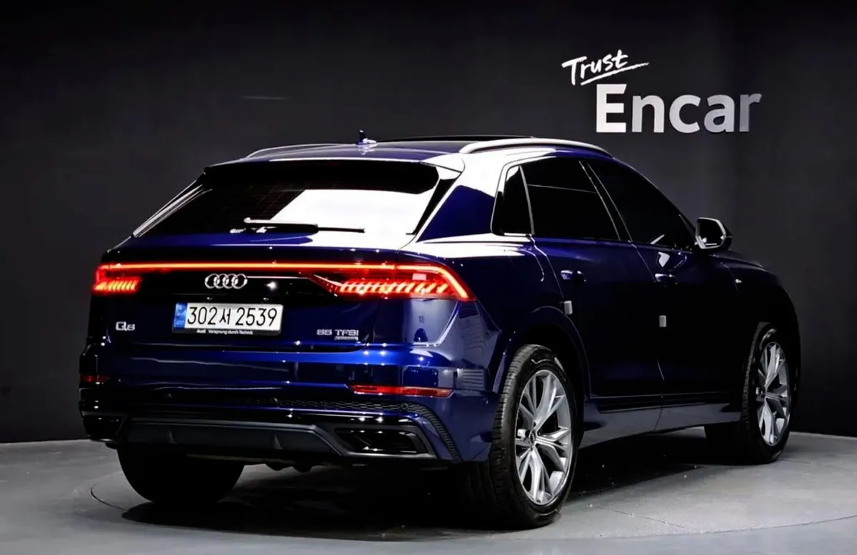 AUDI Q8 PREMIUM 2022