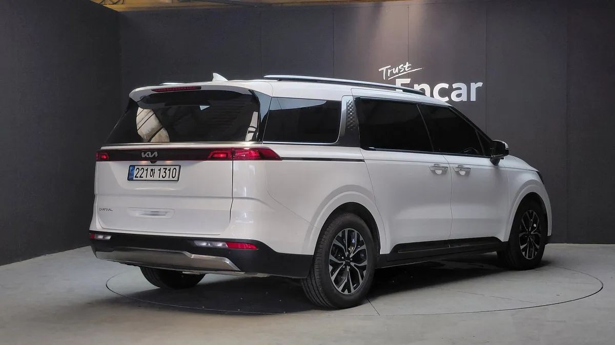 KIA CARNIVAL 9-МЕСТНЫЙ 2023