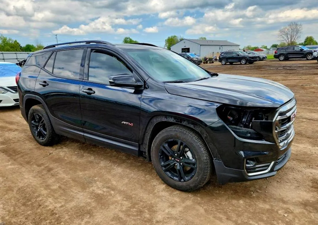 GMC TERRAIN AT4 2024
