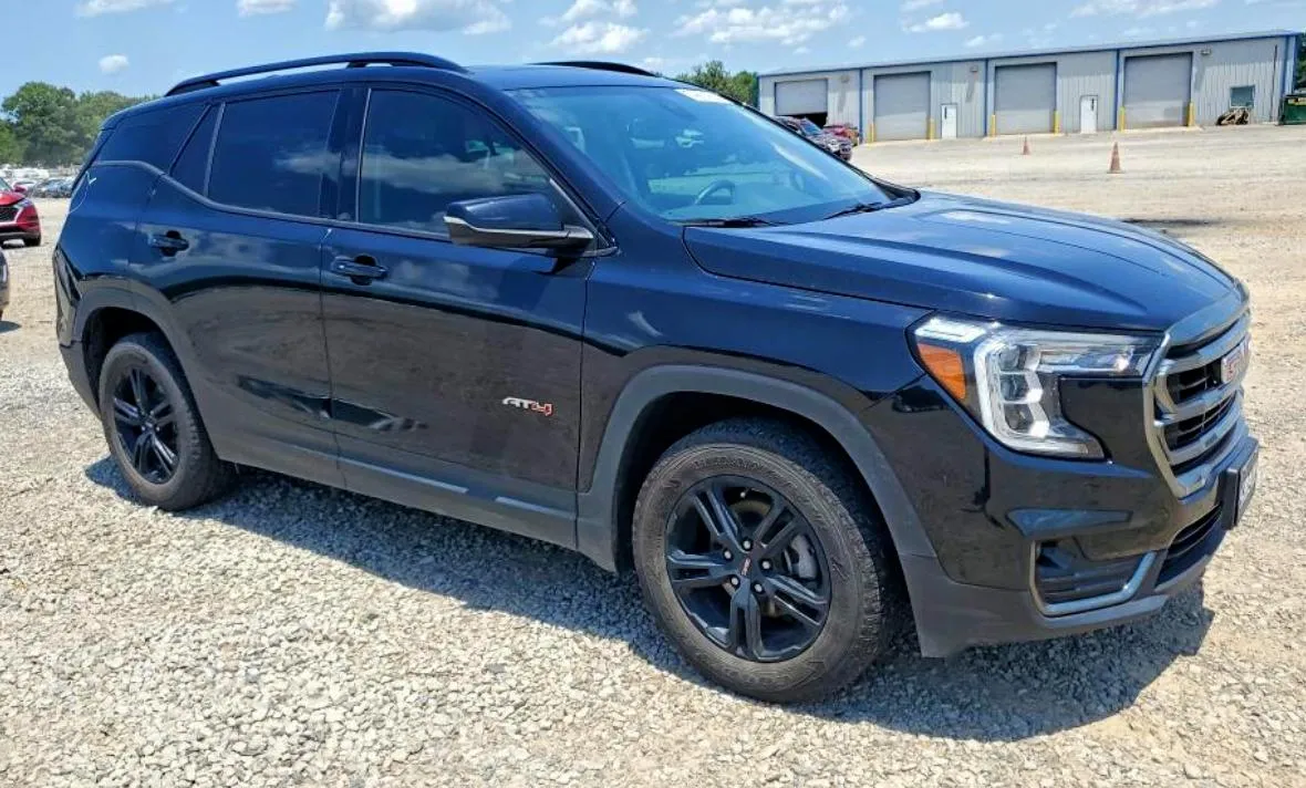 GMC TERRAIN AT4 2024