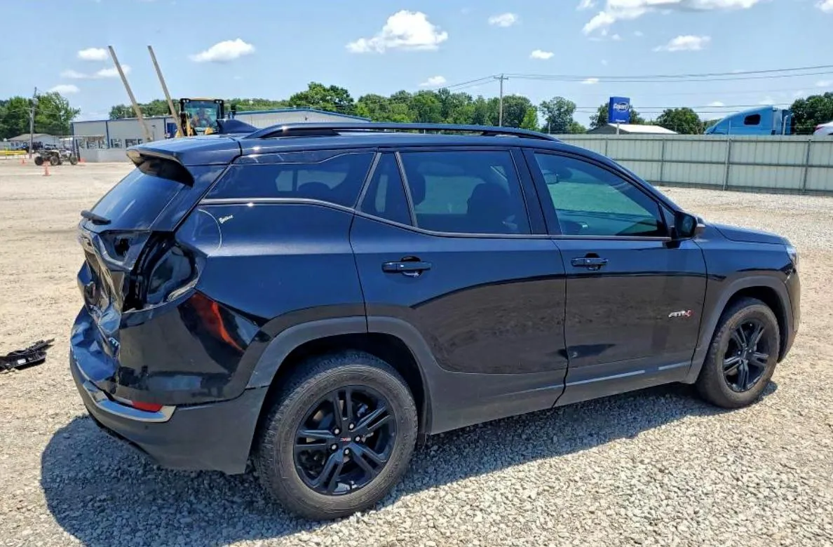 GMC TERRAIN AT4 2024