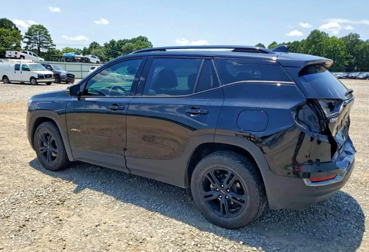 GMC TERRAIN AT4 2024