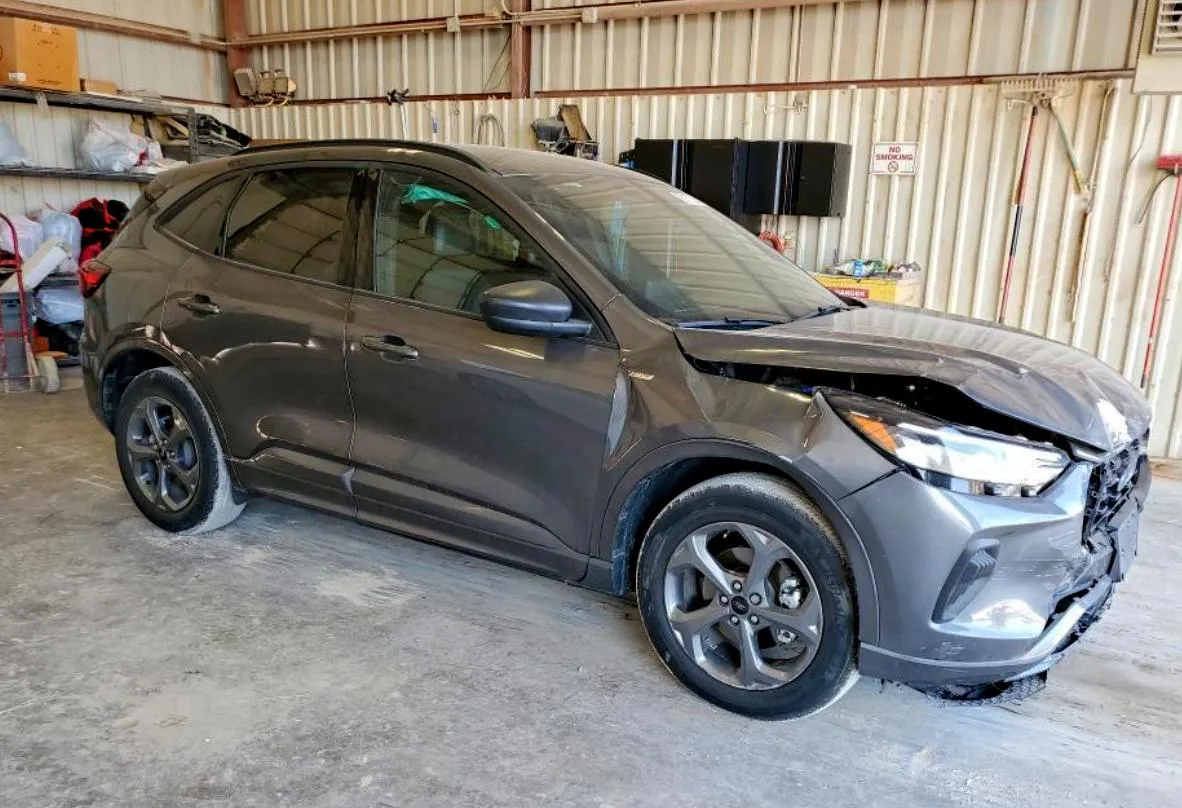 FORD ESCAPE ST LINE 2024