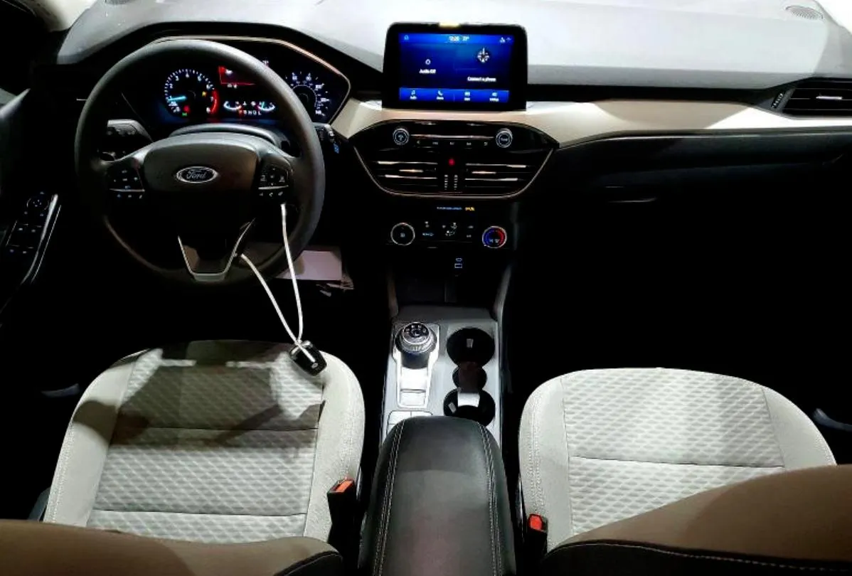 FORD ESCAPE SE 2022