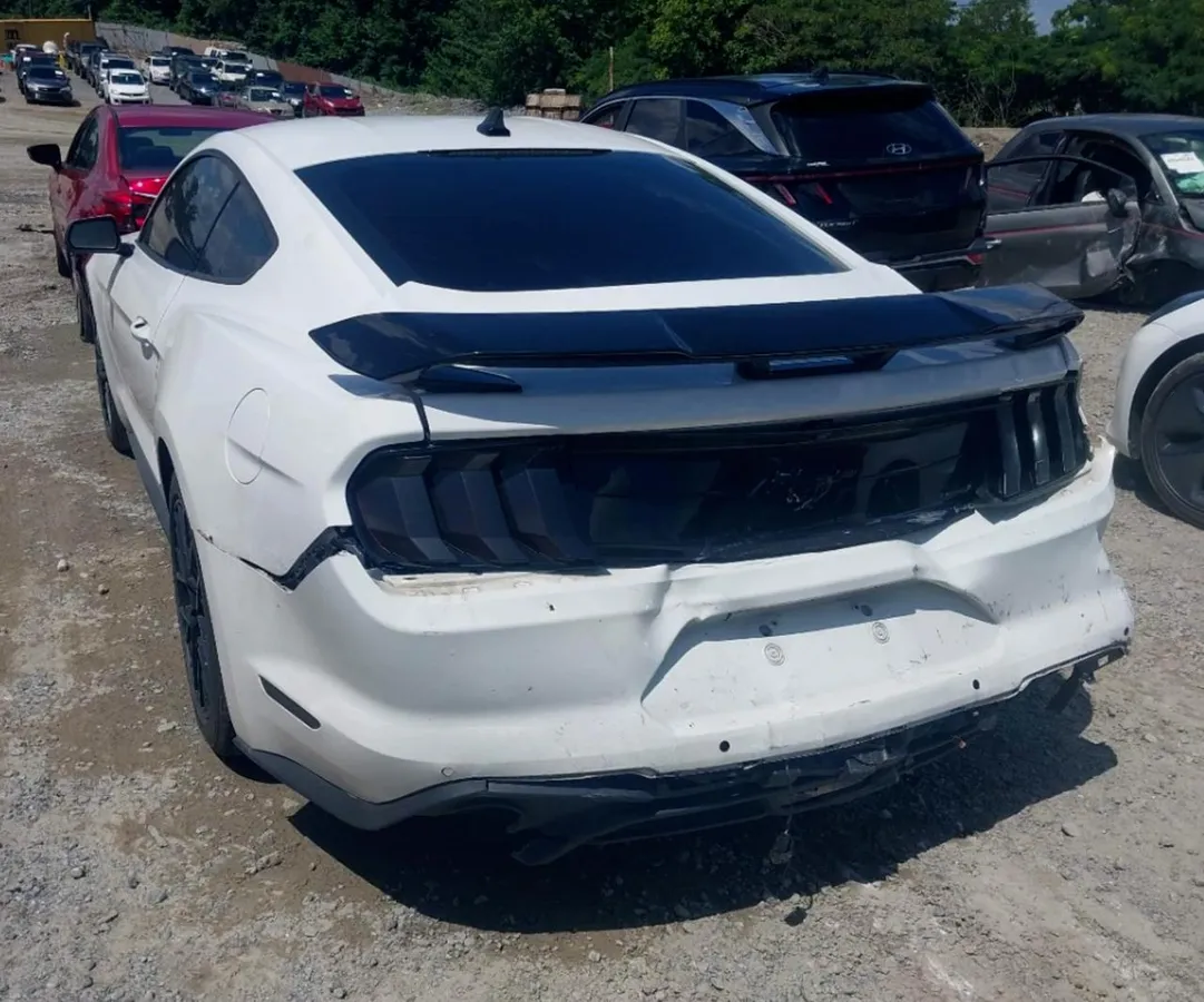FORD MUSTANG PREMIUM 2023