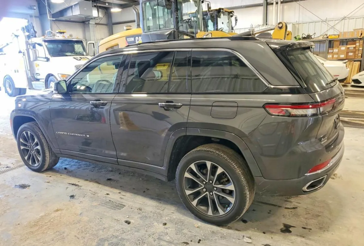 JEEP GRAND CHEROKEE OVERLAND 2022