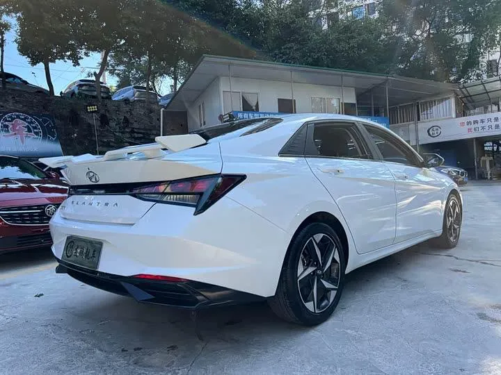 HYUNDAI ELANTRA ELITE 2022