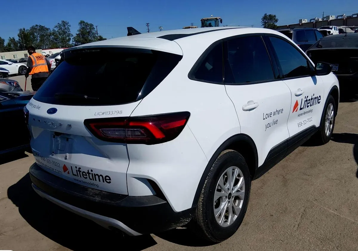 FORD ESCAPE ACTIVE 2025